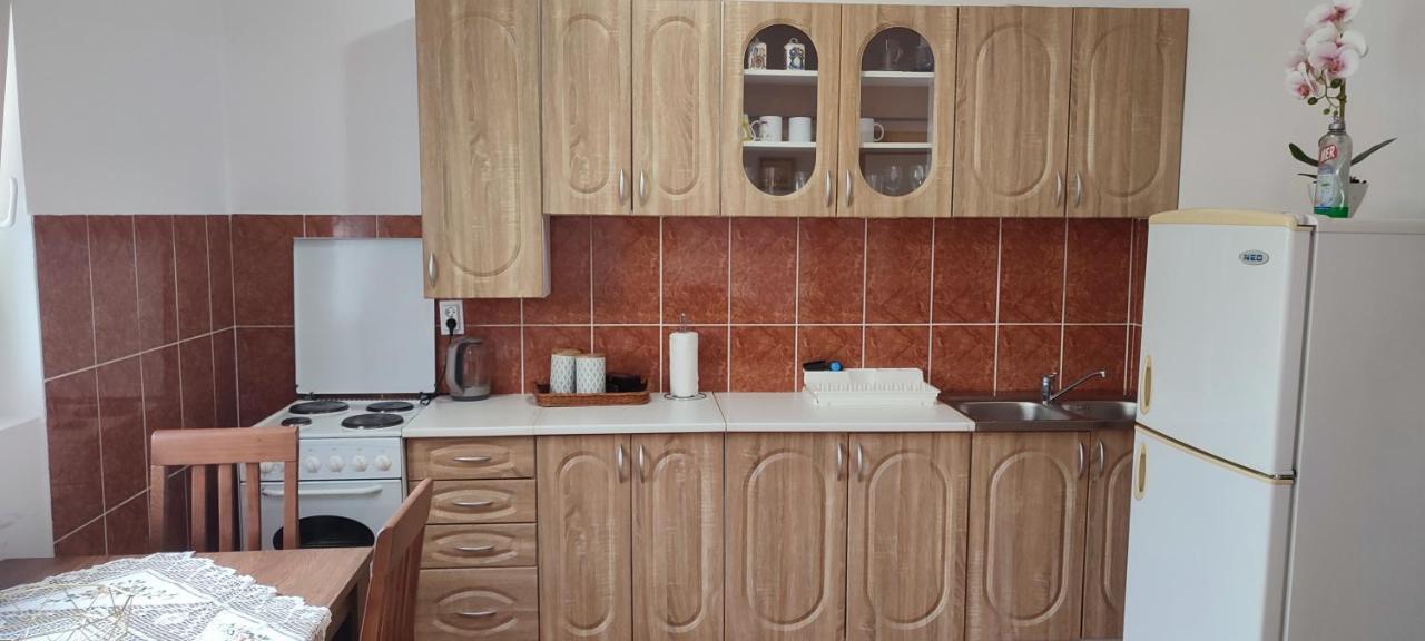 Apartman Katica Tivat Eksteriør billede